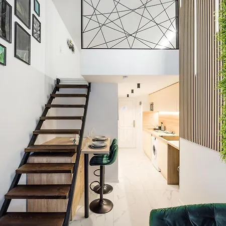 Modern Downtown Oasis Budapest