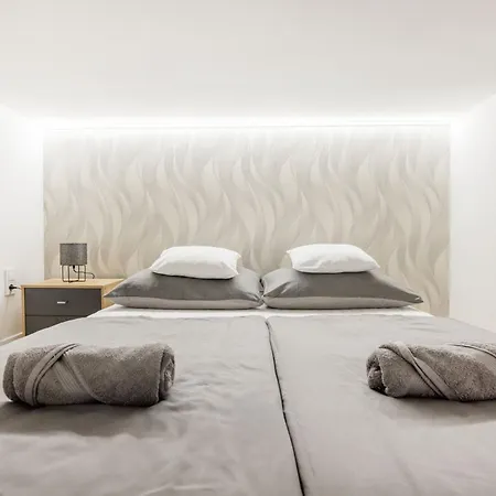 Apartamento Modern Downtown Oasis *